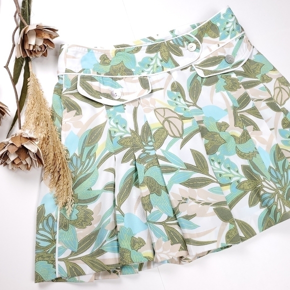 New IZOD Cool XFG Pleated Green Leaf Short Pants Sz 4 - Picture 9 of 16